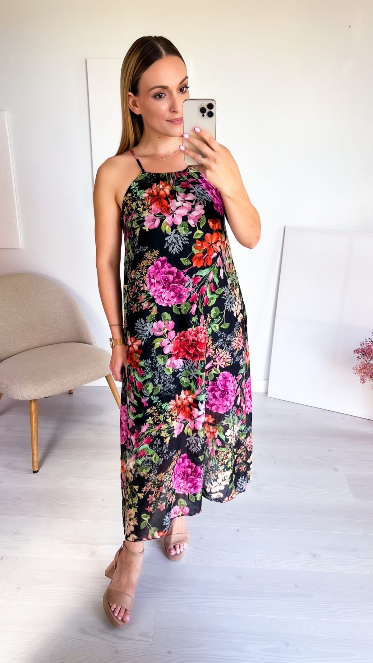 Sukienka SUNNY czarna w kwiaty - obrazek 6