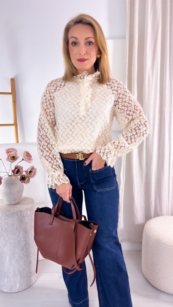 🌿 Bluzka z haftowanymi kwiatuszkami i kołnierzem na stójce 🌿 beżowa