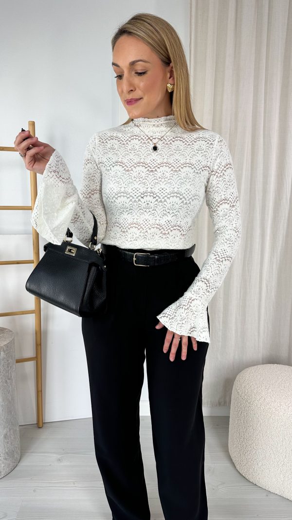 Bluzka Koronkowa Aura