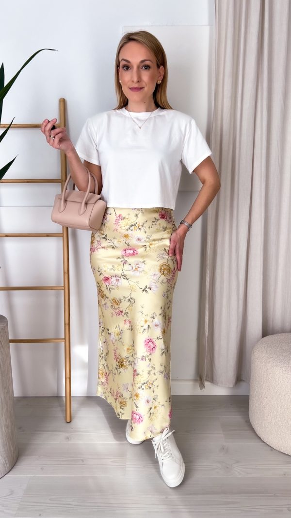 Satynowa spódnica maxi żółta